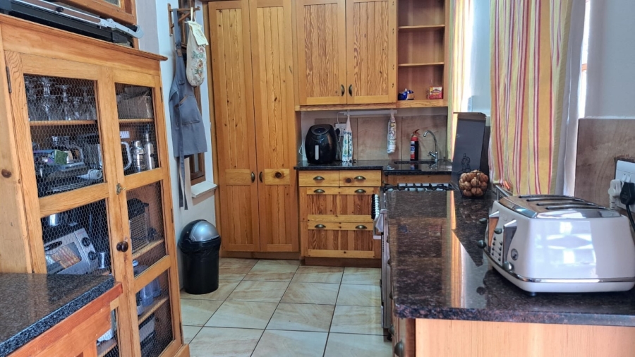 4 Bedroom Property for Sale in Caledon Western Cape